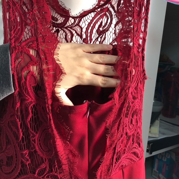 RED DRESS - Picture 4 of 4